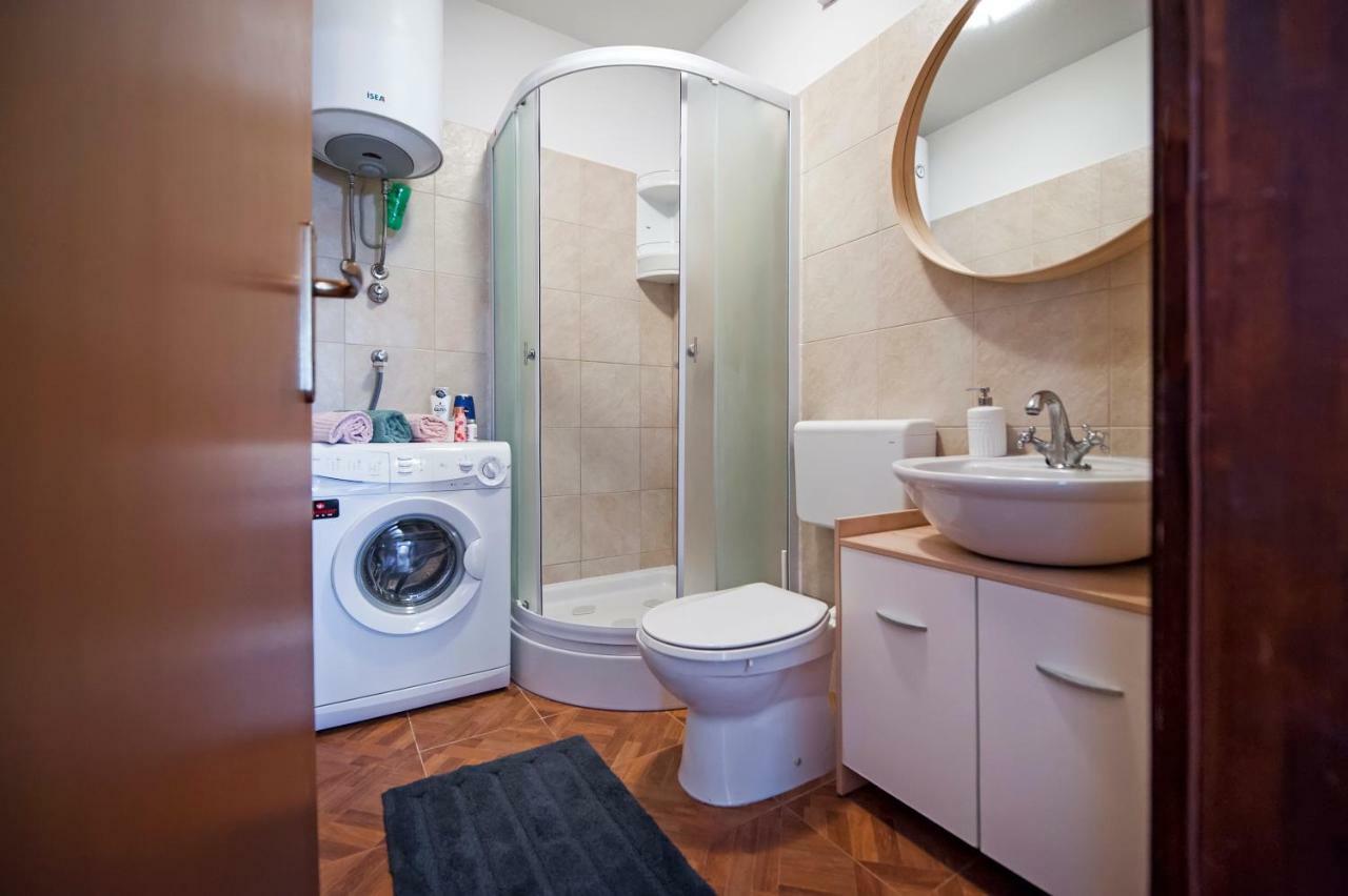 Apartment Thalassa Rovinj Exterior photo