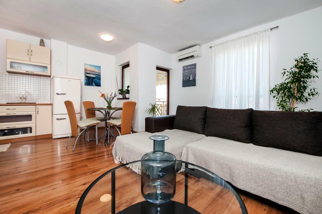Apartment Thalassa Rovinj Exterior photo